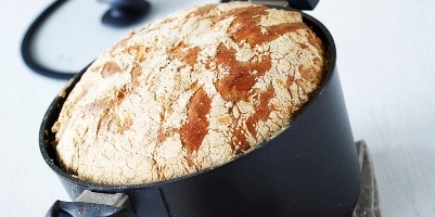 Niebiański chleb z orzechami pekan